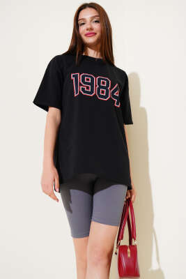 1984 Yazılı T-shirt Siyah - Kadın Giyim Modelleri