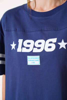 1996 Baskılı T-shirt Lacivert - Yeni Giyim
