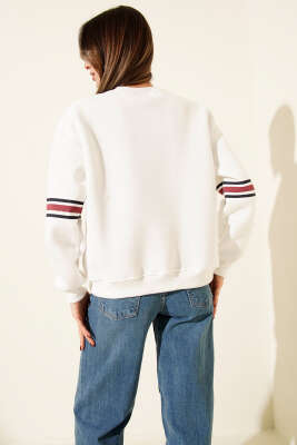74 Yazılı Üç İplik Sweatshirt Ekru - Kadın Giyim Modelleri
