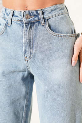 Arka Cep Püsküllü Kot Pantolon Kot Mavisi - Kadın Giyim Modelleri