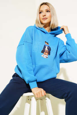Ayıcık Baskılı Kapüşonlu Şardonlu Sweatshirt Saks - Kadın Giyim Modelleri