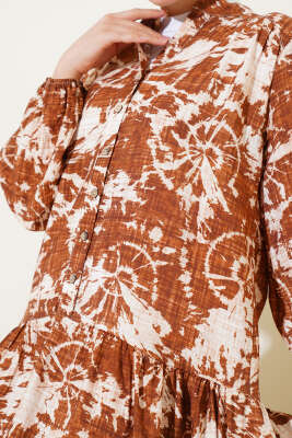 Batik Desen Yarım Düğmeli Elbise Taba - Elbise