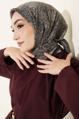 Batik Motifli Modal Eşarp Füme 
