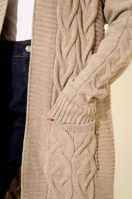 Cepli Örgü Desenli Uzun Hırka Vizon - Hırka