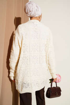 Çiçek Nakışlı Örgü Triko Hırka Bej - Hırka