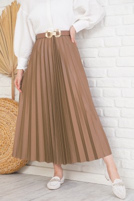 Deri Görünümlü Piliseli Camel Etek