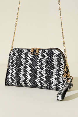 Fermuarlı Zincir Askılı Çanta Beyaz Siyah 