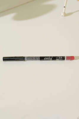 Golden Rose Emily Waterproof Dudak Kalemi NO:211 - NEW WELL