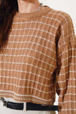 İnce Çizgili Crop Triko Kazak Camel - Yeni Giyim