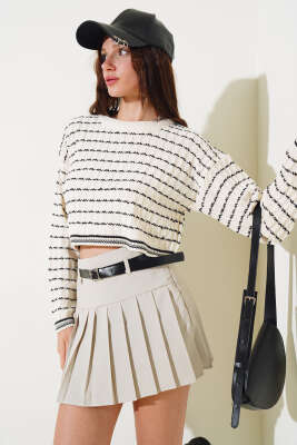 İnce Çizgili Crop Triko Kazak Ekru 
