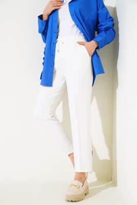 İp Detaylı Beli Lastikli Dar Paça Ekru Pantolon