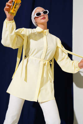 İp Kuşaklı Omuz Pelerinli Gömlek Sarı 