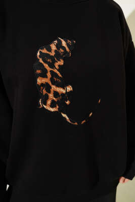 Kaplan Dikişli Üç İplik Sweatshirt Siyah - Tunik