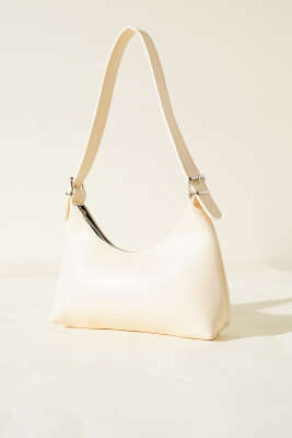 Kemer Askılı Baget Çanta Krem