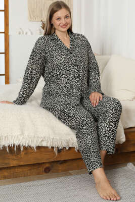 Leopar Desen Süet Büyük Beden Pijama Takım Yeşil - Pijama