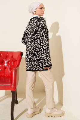 Leopar Desenli Şardonlu Triko Hırka Bej - Hırka