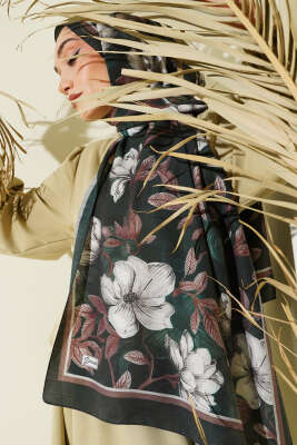 Menekşe Desen Modal Şal Zümrüt Beyaz