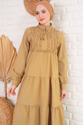Önü Mini Fırfırlı Bağcıklı Camel Elbise - Bayan Elbise