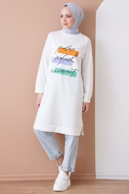 Önü Yazı Baskılı Renk Detaylı Beyaz Uzun Tunik