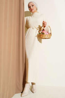 Salaş Kuşaklı Triko Elbise Bej 