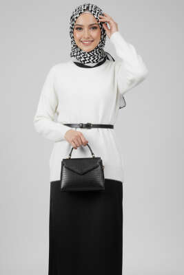 Salaş Yumoş Triko Kazak Ekru - 300-500 TL Ürünler