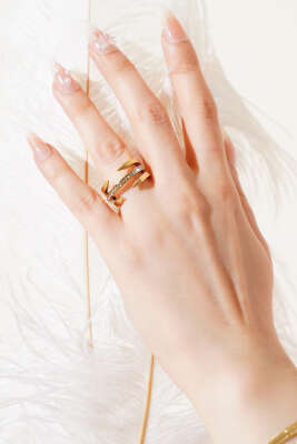 Şerit Taş Detaylı Yüzük Gold - DEMİR BİJUTERİ