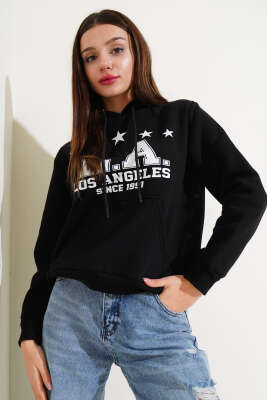 Üç İplik L.A Baskılı Sweatshirt Siyah - Kadın Giyim Modelleri