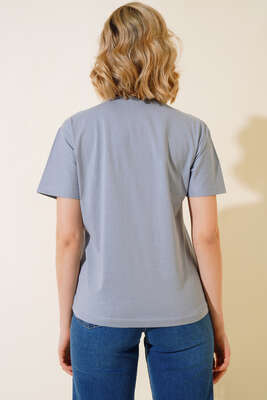 V Yaka Basic T-shirt Kayrak Grisi - Kadın Giyim Modelleri