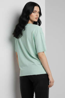 V Yaka Taşlı T-shirt Mint - Kadın Giyim Modelleri
