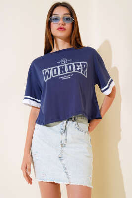 Wonder Baskılı T-Shirt Lacivert - Yeni Giyim