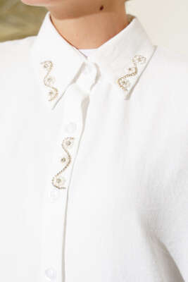 Yaka Taş Detaylı Gömlek Beyaz - Gömlek