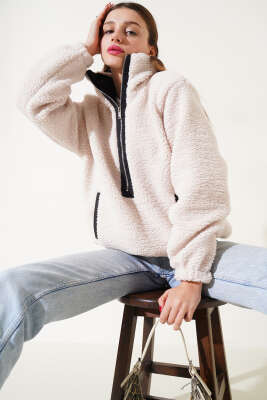 Yarım Fermuarlı Peluş Sweatshirt Bej - Kadın Giyim Modelleri